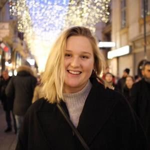 Meet your Posher, Leah